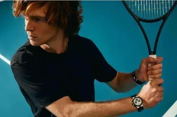 76人更新战湖人伤病报告：恩比德&乔治均为出战成疑