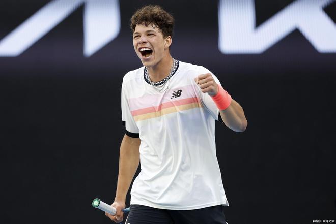 3-0！科内利亚诺世俱杯开门红，朱婷轰13分，肌肉线条太明显